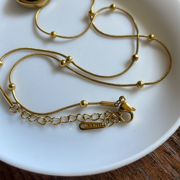 ❤️ 2/$20 or 3/$25 Tiger Eye Pendant Gold Stainless Steel Elegant Necklace - Picture 8 of 9